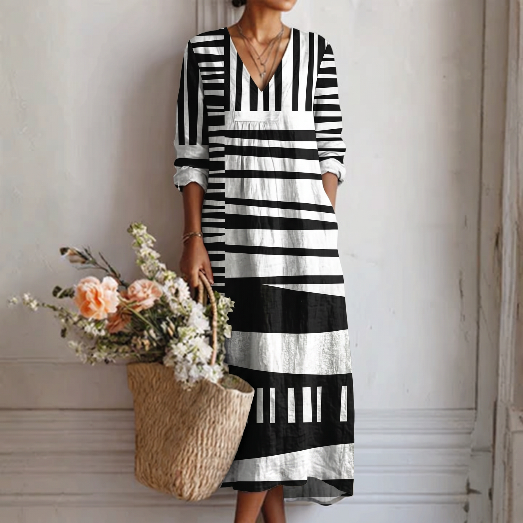 Lærke™ | Chic Graphic Dress